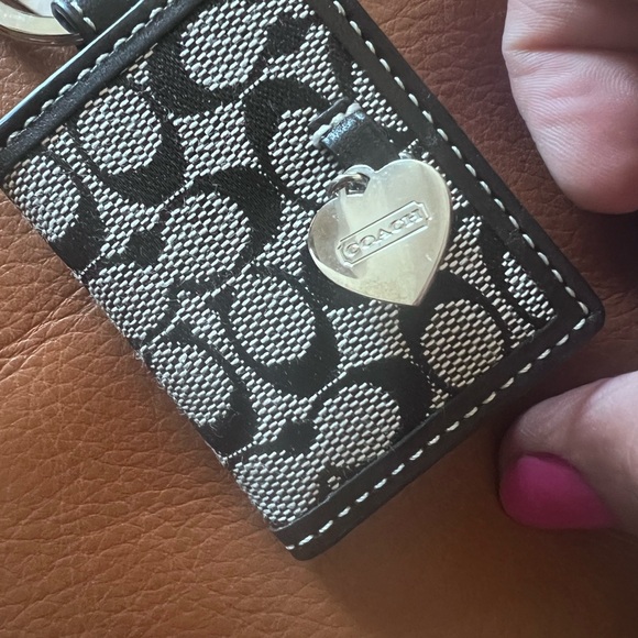 Coach Monogram Black and White photo album Keychain with Heart Charm Y2K - Picture 4 of 9